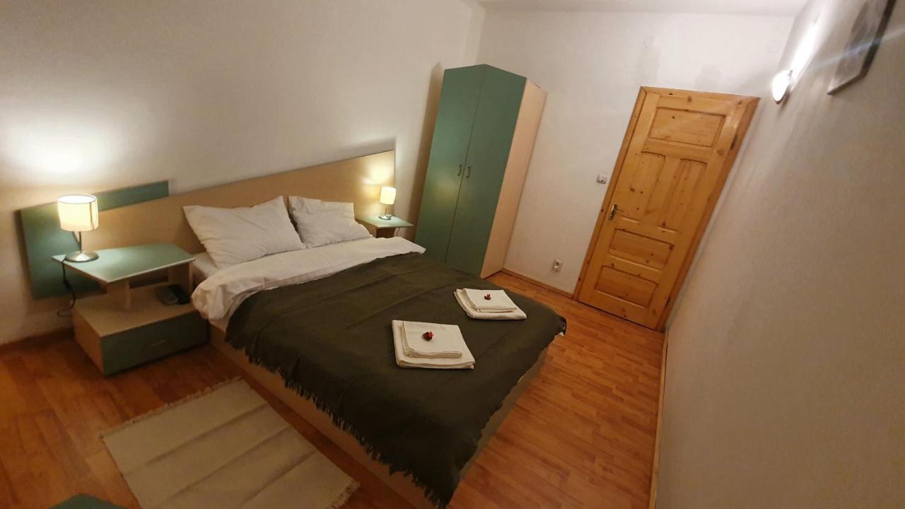 Vila Panselutelor 6 Sinaia Ngoại thất bức ảnh