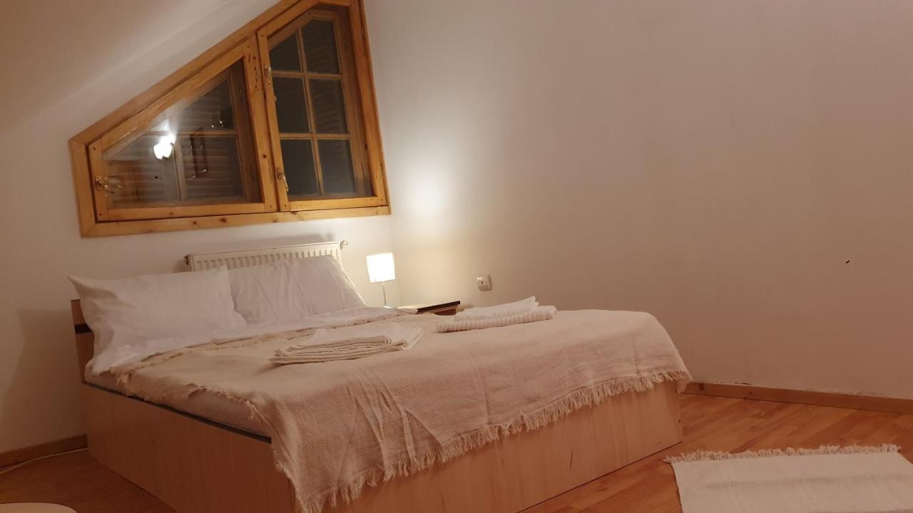 Vila Panselutelor 6 Sinaia Ngoại thất bức ảnh